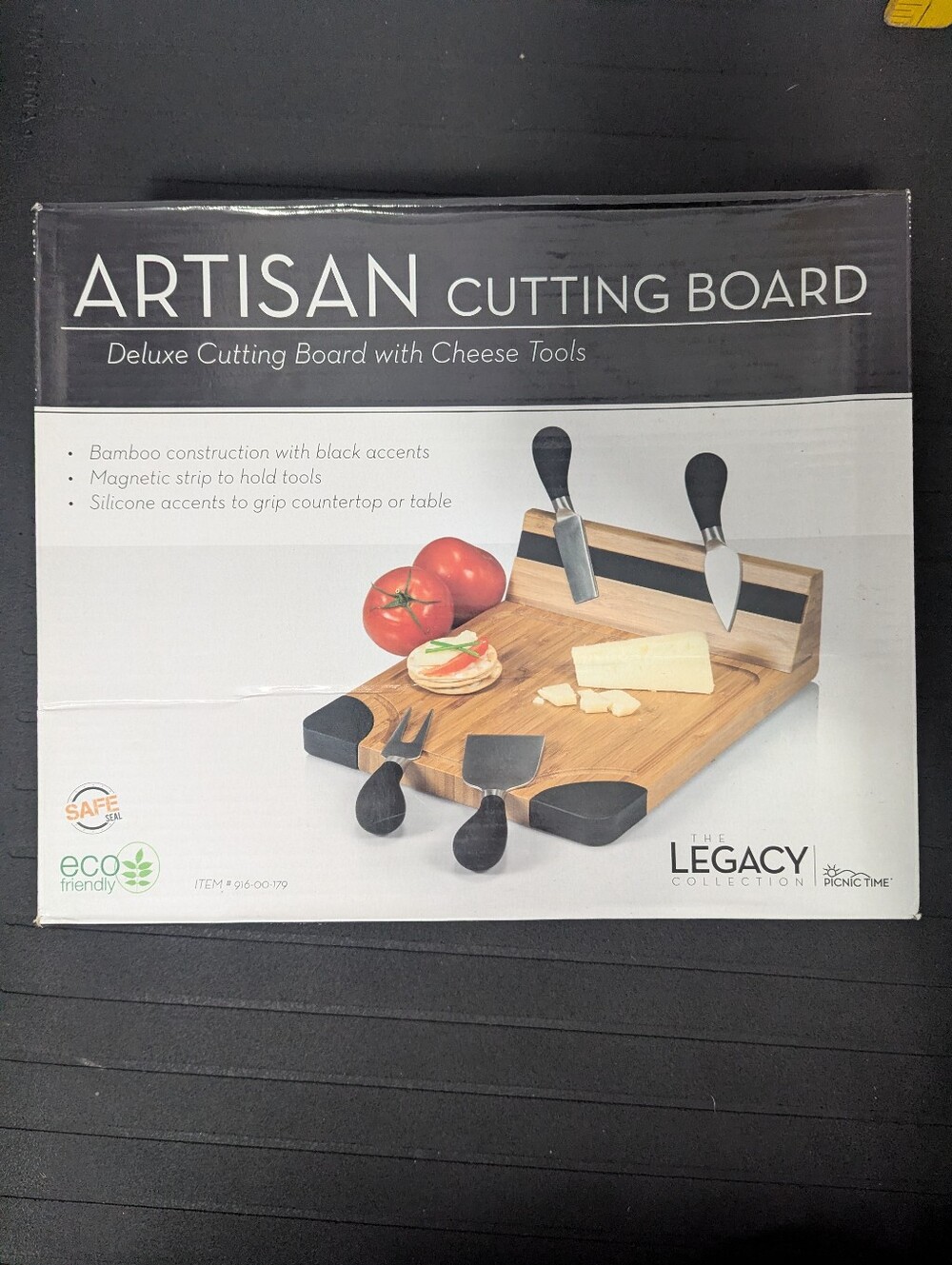 Artisan Cutting Board NWT